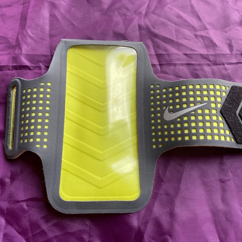 2- fitness arm phone bands